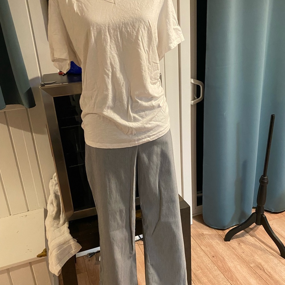 Casual navy blue and white striped pixie pants